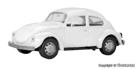 Kibri 11230 HO Scale 1970-1972 Volkswagen Beetle Type 11 - Kit -- White