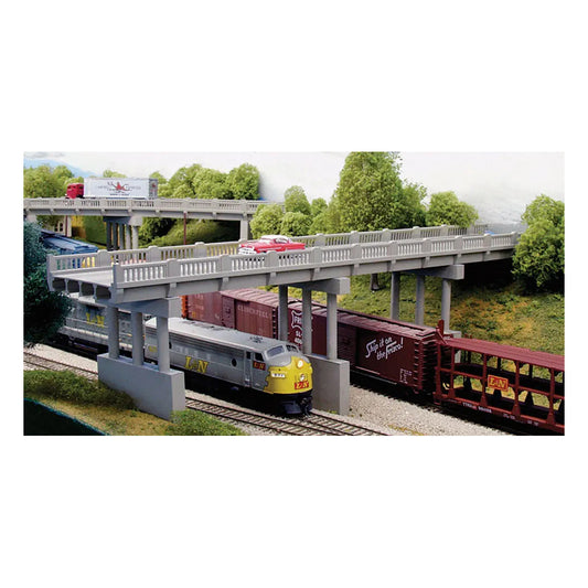 628 153