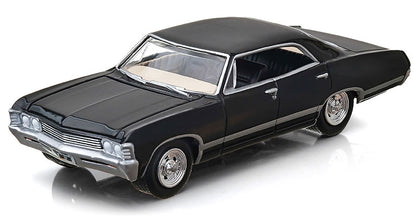 Greenlight 30333 1/64 Scale 1967 Chevrolet Impala Sport Sedan