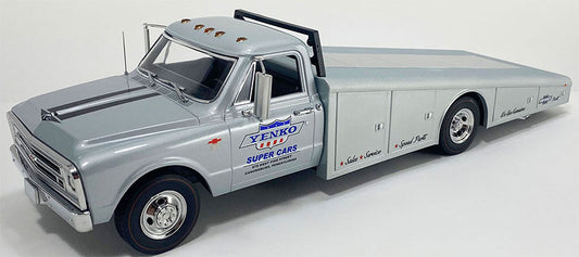Acme A1801712 1/18 Yenko 1967 Chevy C-30 Ramp Truck – Diecast Model
