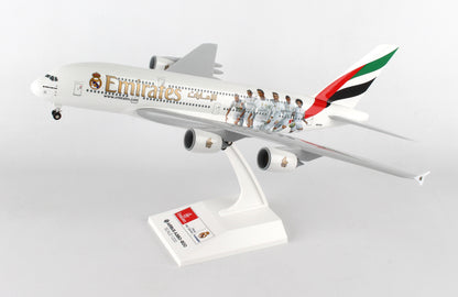 SkyMarks SKR880 Emirates A380 1/200 W/Gear Real Madrid