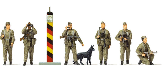 Preiser 16601 HO East German NVA Frontier Guards Figure Kit
