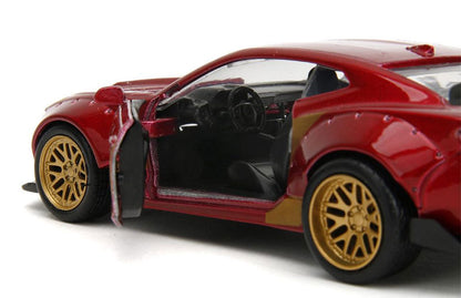 Jada Toys 30309 2016 Chevrolet Camaro with Iron Man Figure
