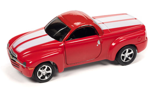 Johnny Lightning JLSP279-B 1/64 Scale 2005 Chevrolet Ssr