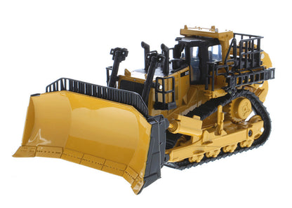 Diecast Masters 85637 1/64 Caterpillar D11 Dozer with 2 Blades