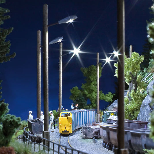 Busch 4154 HO Scale Street Lamps on Wooden Poles