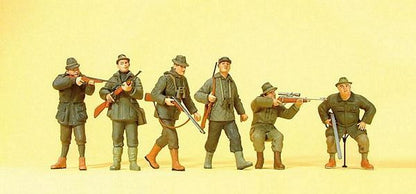 Preiser 10552 HO Scale Sports & Recreation Hunters w/Rifles pkg(6)