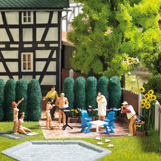 Busch 1189 HO Scale Garden Furniture Set