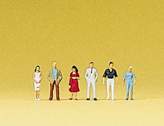 Preiser 88516 Z Scale Pedestrians Passers-By Figure Set