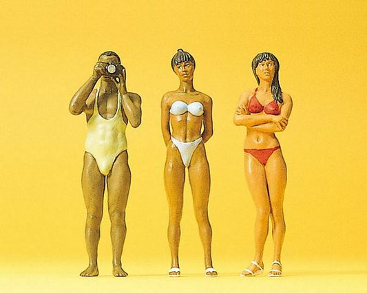Preiser 45013 G Scale Photographer & Swimmers