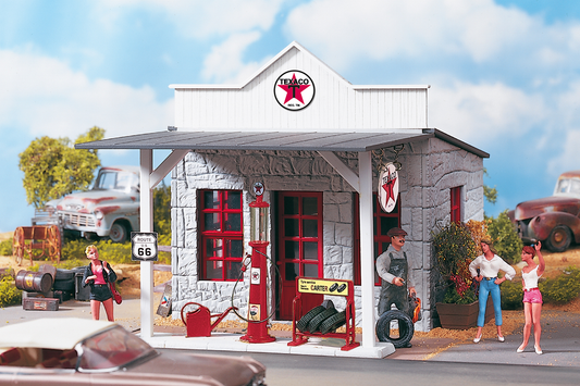 Piko 62264 G Scale TEXACO Gas Station Building Kit