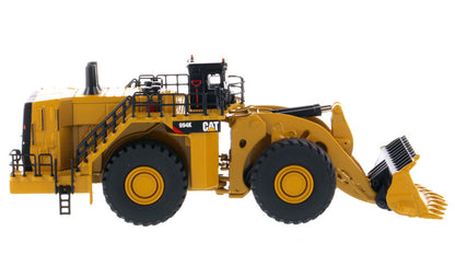 Diecast Masters 85535 1/125 Caterpillar 994K Wheel Loader