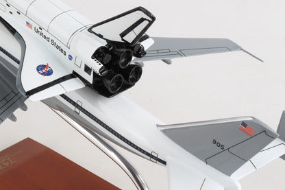Executive Series E80200 B-747 With Shuttle 1/200 Endeavor