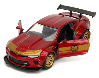 Jada Toys 30309 2016 Chevrolet Camaro with Iron Man Figure