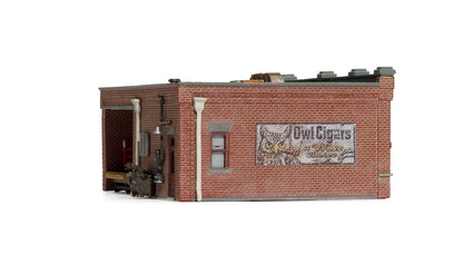 Woodland Scenics BR4959 N Scale Smith Brothers TV & Appliance