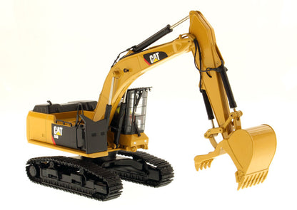 Diecast Masters 85923 1/50 Caterpillar 568 GF Road Builder