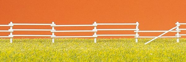 Preiser 17605 HO Scale Accessories -- Paddock Fences