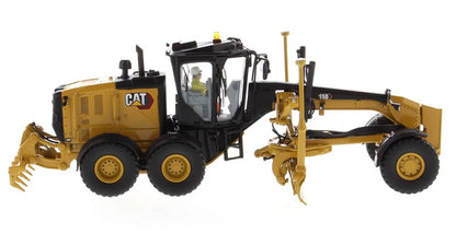 Diecast Masters 85667 1/50 Caterpillar 150 Motor Grader