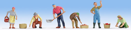 Noch 15613 HO Scale Gardeners -- 6 Figures and Accessories