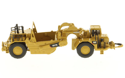 Diecast Masters 85542 1/125 Cat 657G Wheel Tractor Scraper