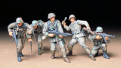 Tamiya 35196 1/35 German Front-Line Infantry (5)