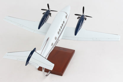Executive Series H3332 King Air B200 House Colors 1/32