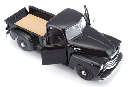 Maisto 31952BK 1/25 1950 Chevrolet 3100 Pickup, Black