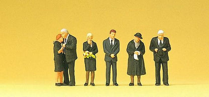Preiser 10521 HO Scale Funeral Attendees pkg(6)