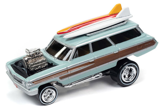 Johnny Lightning JLSP293-B 1/64 Scale 1964 Ford Country Squire