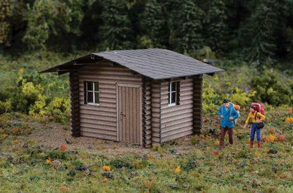 Walthers SceneMaster 4113 HO Forest Cabin Kit