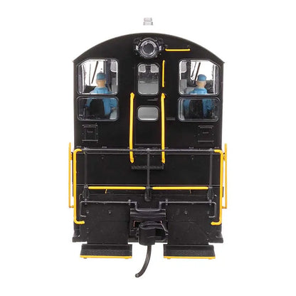 Walthers Mainline 910-10632 HO EMD NW2 DC - Penn Central #8802