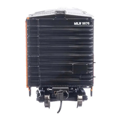 Walthers Mainline 910-3787 HO 50' Mech Reefer Milwaukee Road #9676