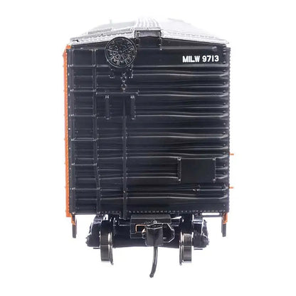 Walthers Mainline 910-3789 HO 50' Mech Reefer Milwaukee Road #9713