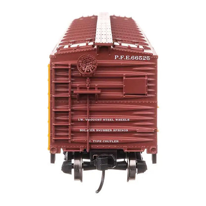 Walthers Mainline 910-41321 HO 40' Wood Reefer - PFE #66525