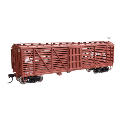 Walthers Mainline 910-41461 HO 40' Stock Car - Milwaukee Road #105023