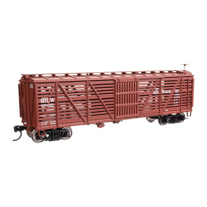 Walthers Mainline 910-41462 HO 40' Stock Car - Milwaukee Road #105030