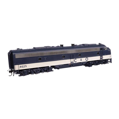 Walthers Proto 920-49910 HO EMD E8 A-A DC - C&O #4020 & 4025