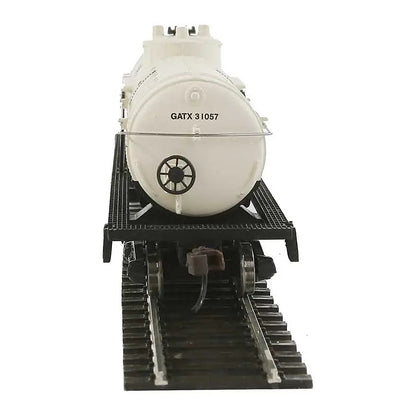 Walthers Trainline 931-1615 HO 40' Tank Car - Baker's Chocolate #31057