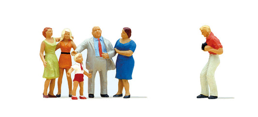 Preiser 10278 HO Scale Krause Family Photo Figures pkg(6)