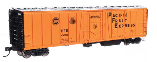 Walthers Mainline 910-3791 HO Scale 50' AAR Reefer Car PFE #450074
