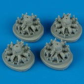 Quickboost 72140 1/72 B24D Engines for HSG (4)