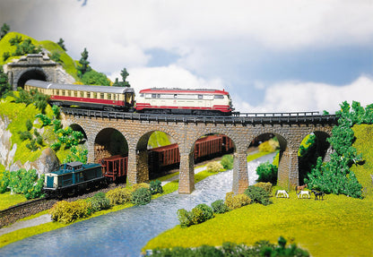 Faller 222586 N Scale 2 Curved Viaducts Model Kit
