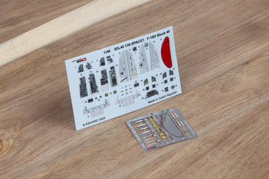 Eduard 3DL48130 1/48 F-16D Block 40 Space for Kinetic