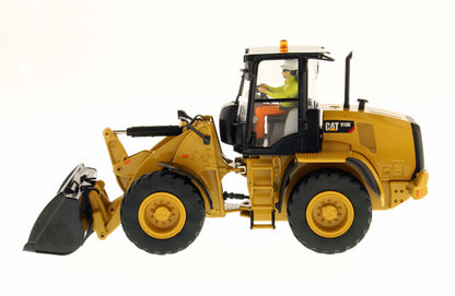 Diecast Masters 85294 1/32 Caterpillar 910K Wheel Loader