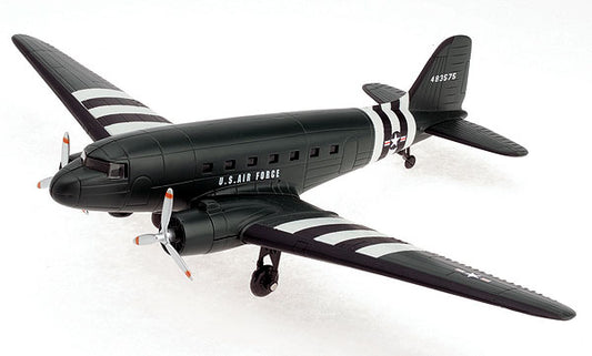 New Ray 20107-C 1/72 DC-3 Transport Plane Model Kit
