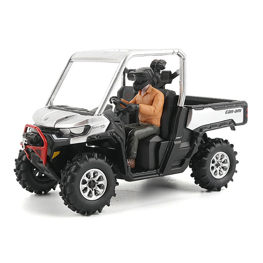 diecast masters 60031 1 32 defender xmr side by side