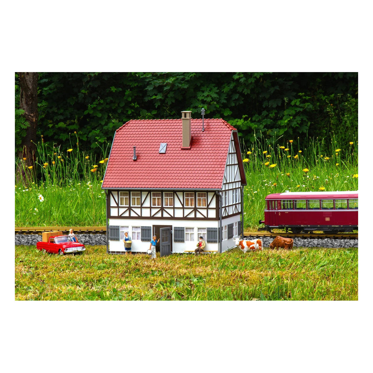 piko 65002 g scale half timber house kit