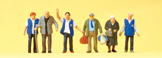 Preiser 10544 HO Scale Travellers Aid with Elderly Figures