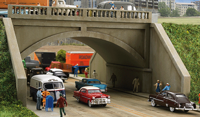 Walthers Cornerstone 933-3196 HO Scale Arched Road Bridge - Street System -- Kit