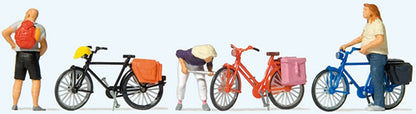 Preiser 10659 HO Scale Cyclists' Short Break w/Bikes pkg(3)